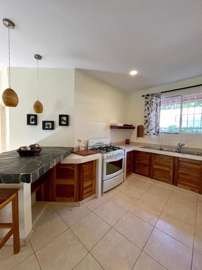 Costa Riki Apartments Playa Santa Teresa  المظهر الخارجي الصورة